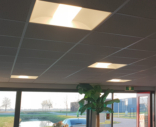 led-kantoorverlichting-troffer-paneel